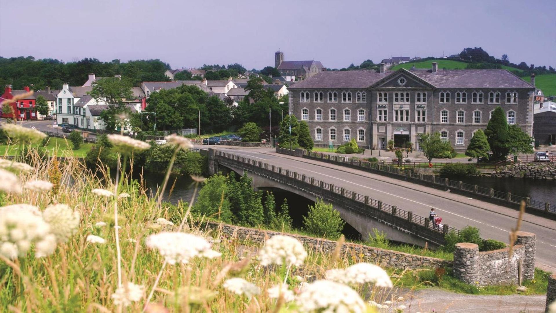 Dulrush Lodge Guest House, Restaurant And Self-Catering Belleek Exterior foto